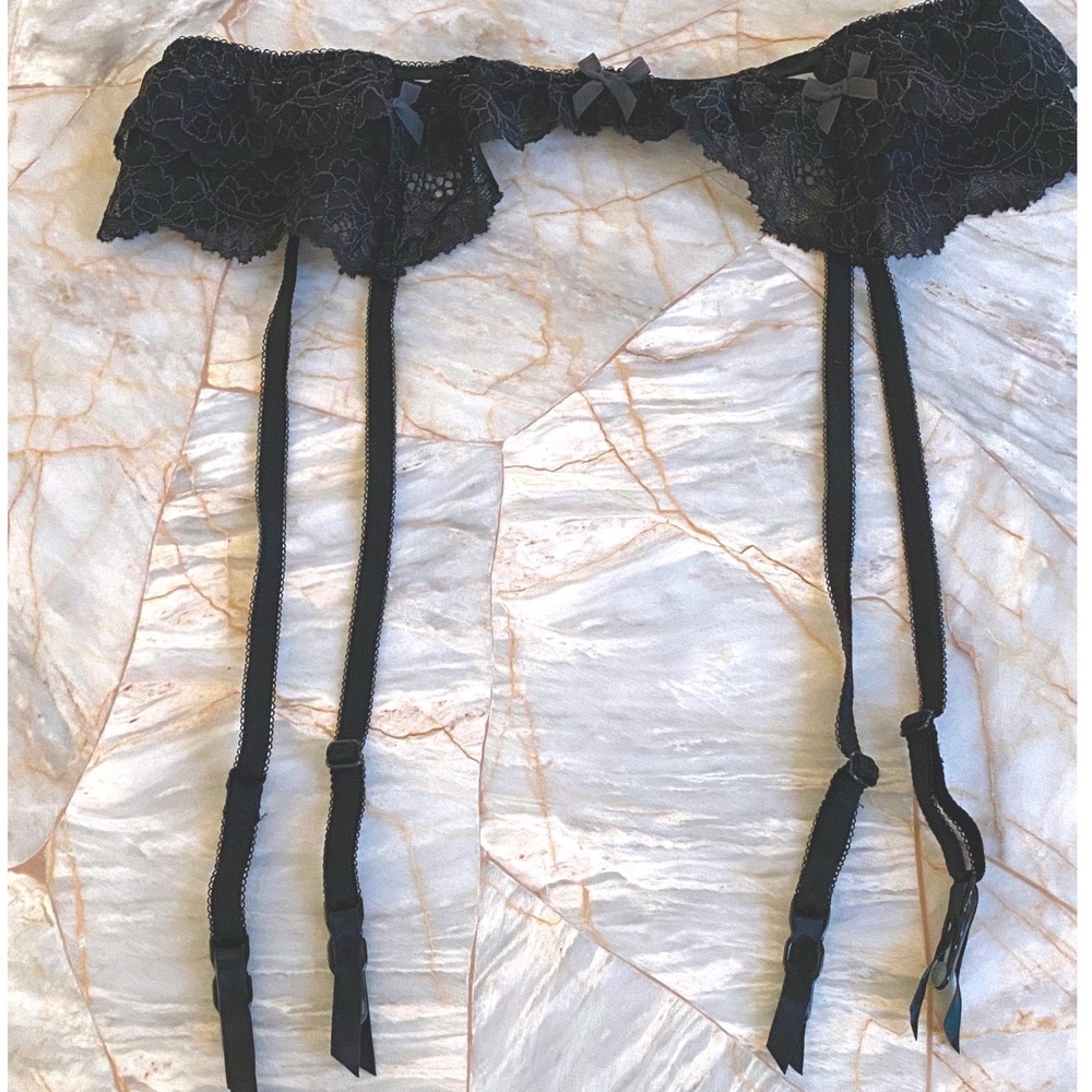 Victorias Secret Black Floral Lace Garter Belt Adjustable Straps Bows XS/S